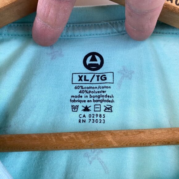 AmnesiaT-shirt with a Palm Tree print and a pocket on the chest - Picture 2 of 7